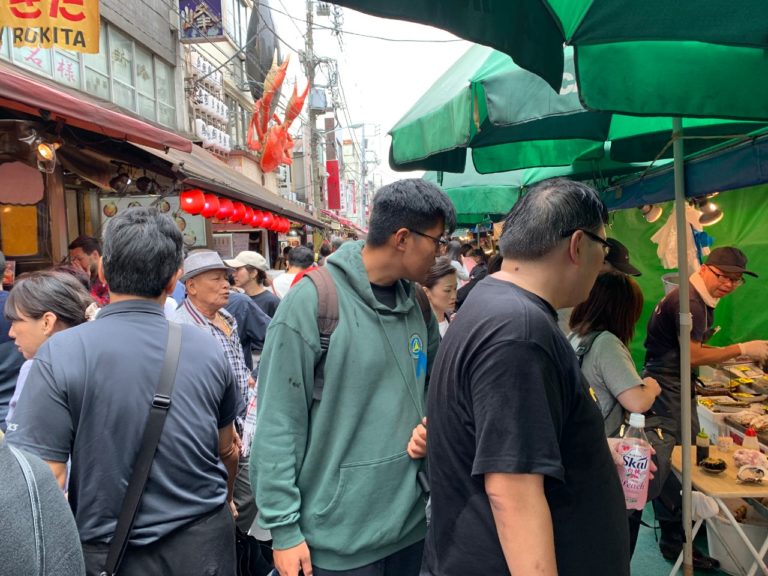 Crowded alley ways of Tsuukiji Market